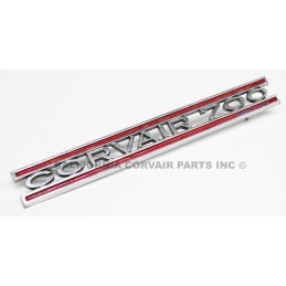 USED 700 EMBLEM - 1962