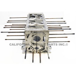 USED 1964 TURBO ENGINE CASE - T1025YR