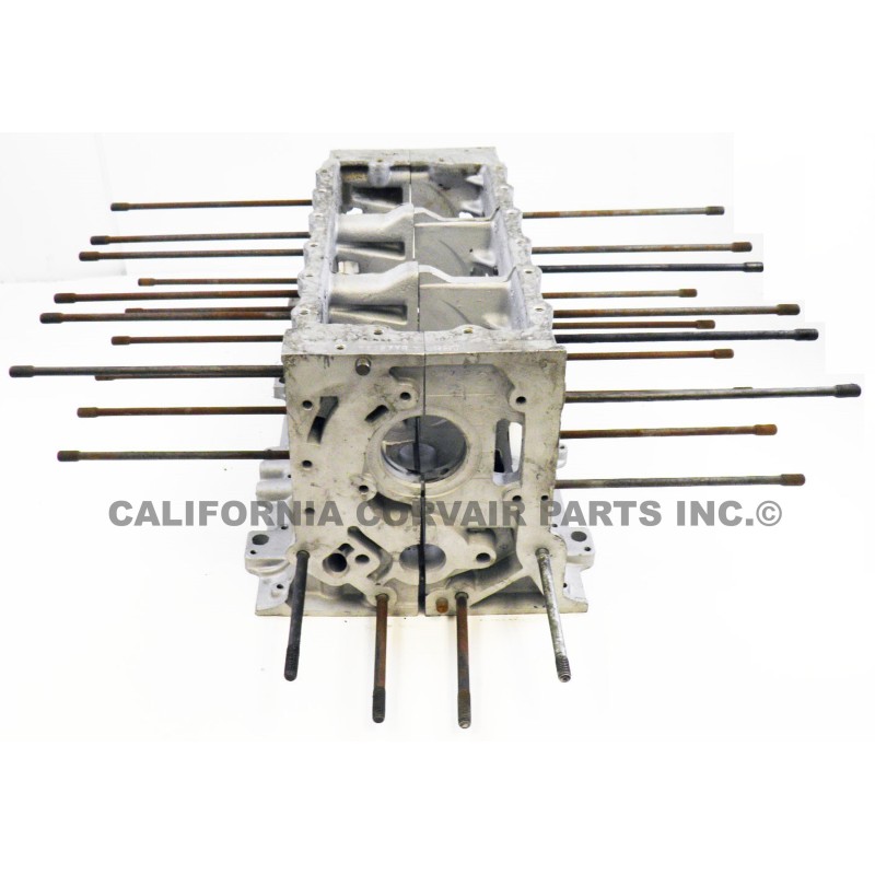 USED 1964 TURBO ENGINE CASE - T1025YR