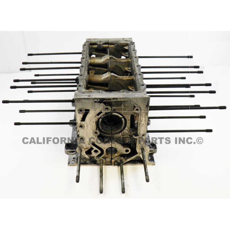 USED 1965-66 110 HP ENGINE CASE - T1202RH