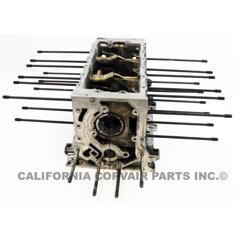 USED 1965-67 95 HP ENGINE CASE - T1202RG USED 1965-67 95 HP ENGINE CASE - T1202RG