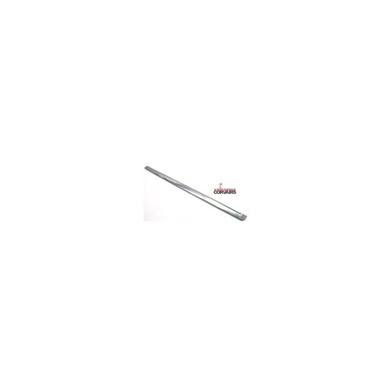 USED 1965-69 WINDSHIELD SIDE TRIM - RIGHT SIDE