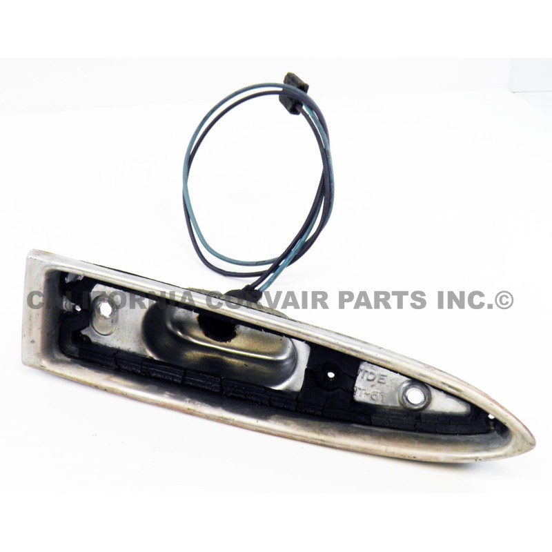 USED TAIL LIGHT HOUSING - VAN & TRUCK