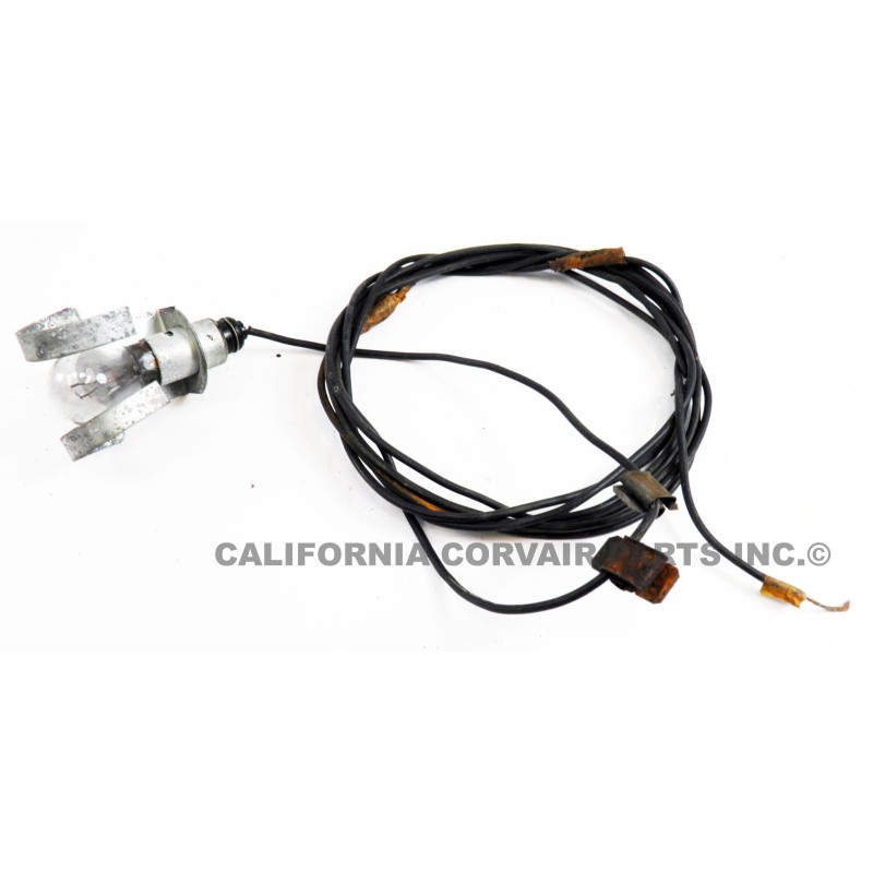 USED TRUNK LIGHT