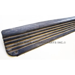 USED RAMP DOOR RUBBER PROTECTOR