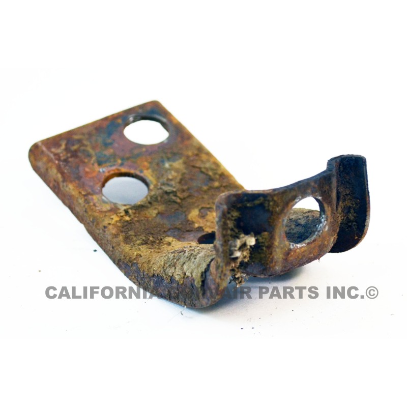 USED VAN & TRUCK REAR BUMPER BRACKET - CENTER